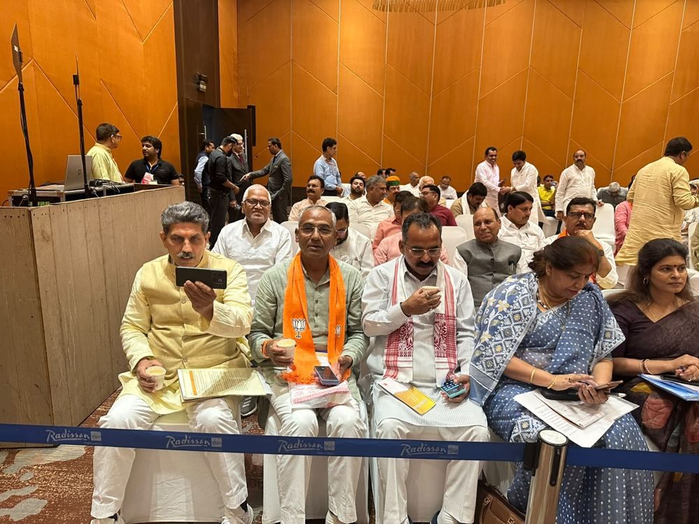 नगेन्द्र सिंह रावल (Nagendra Singh Rawal): फ़रीदाबाद में भाजपा पदाधिकारियों की बैठक