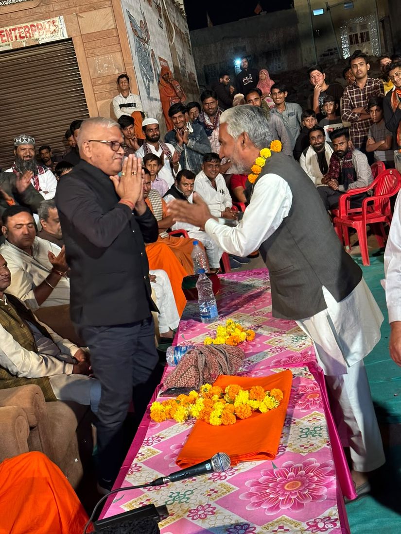 नगेन्द्र सिंह रावल (Nagendra Singh Rawal): रात्रिकालीन जनसम्पर्क सभा